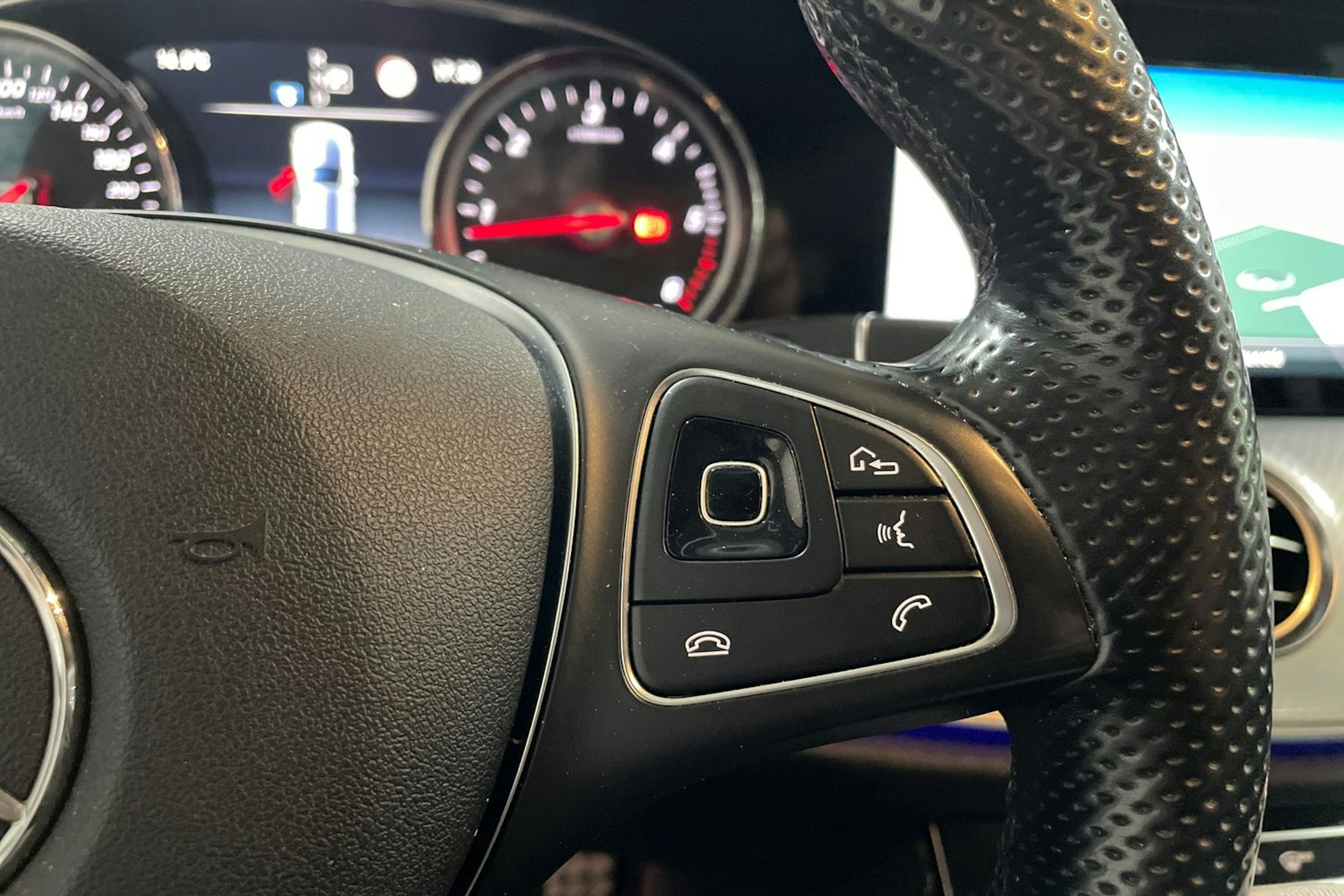 harmaa Mercedes-Benz E 2017 kuva 15.