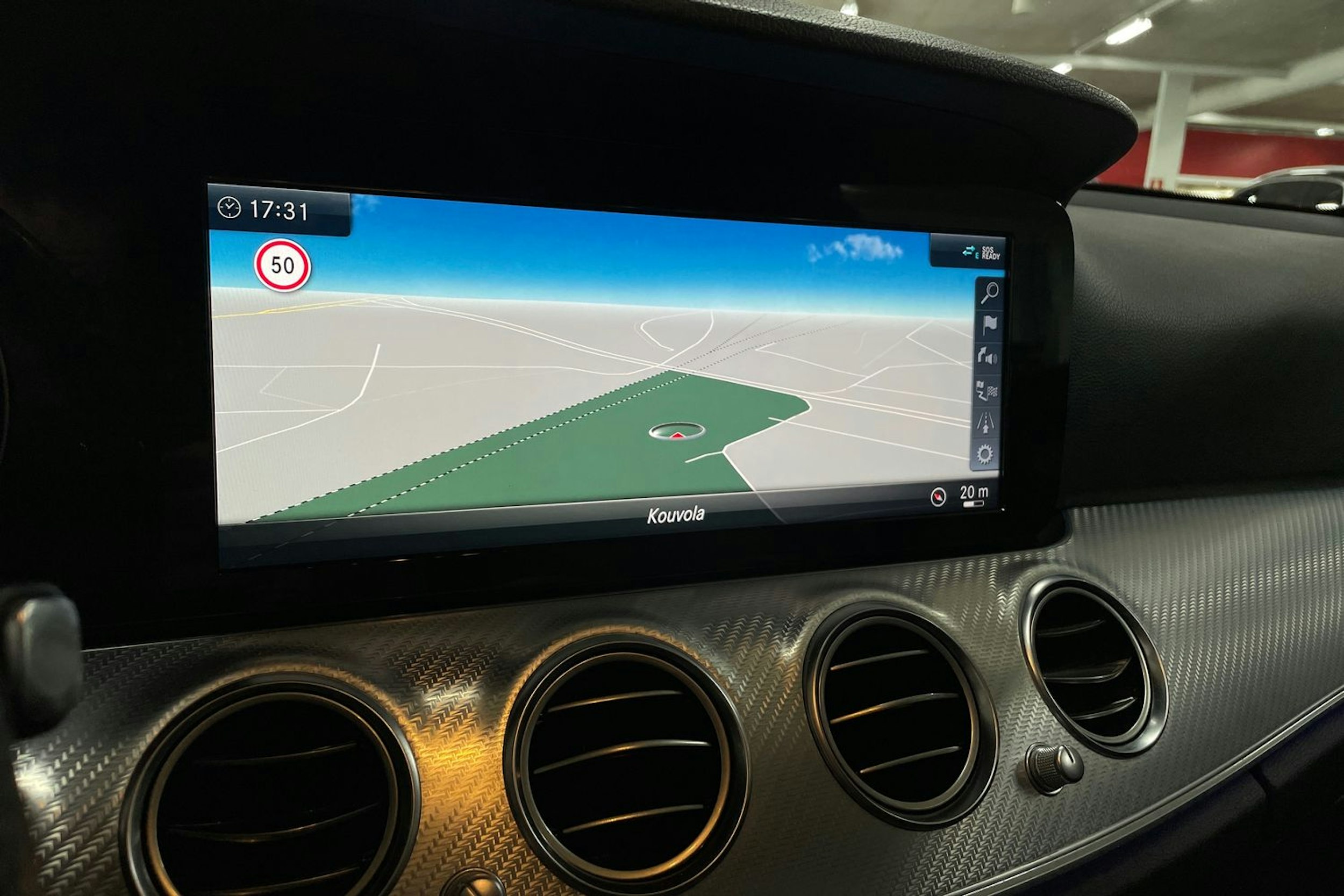 harmaa Mercedes-Benz E 2017 kuva 17.