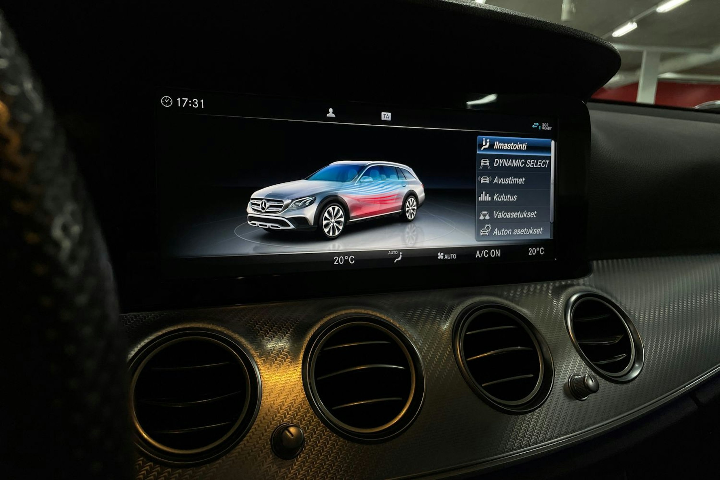 harmaa Mercedes-Benz E 2017 kuva 18.
