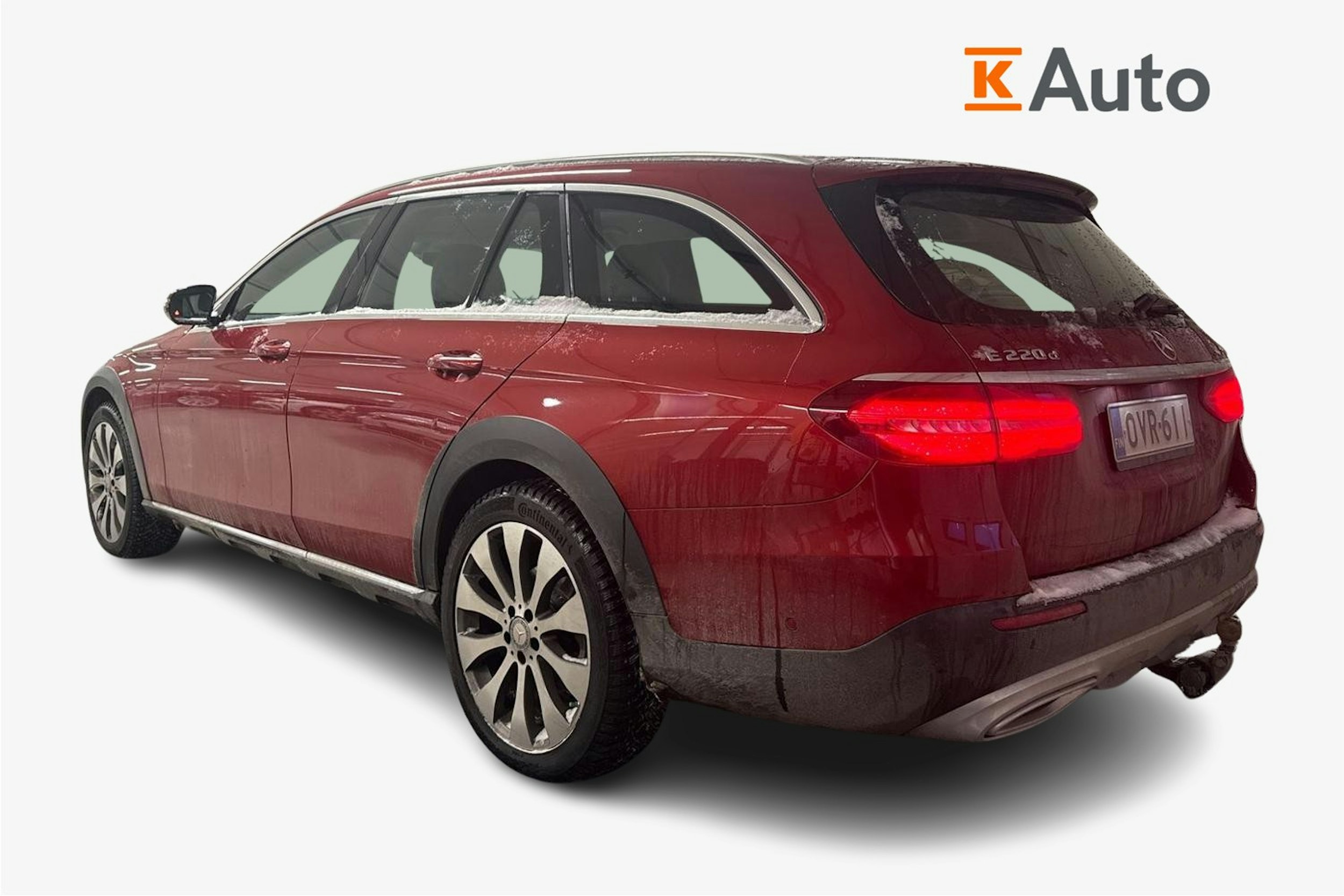 punainen Mercedes-Benz E 2017 kuva 2.