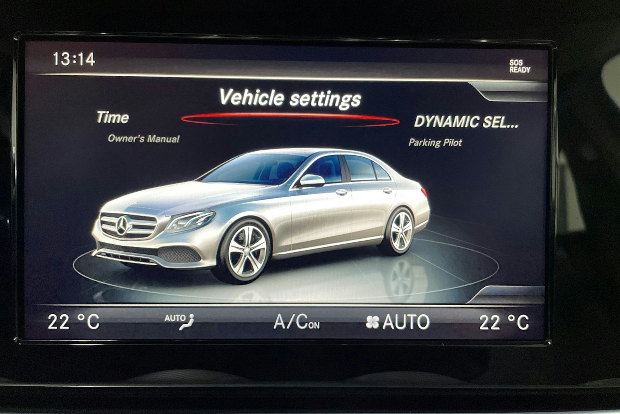 Musta Mercedes-Benz E 2017 kuva 20.