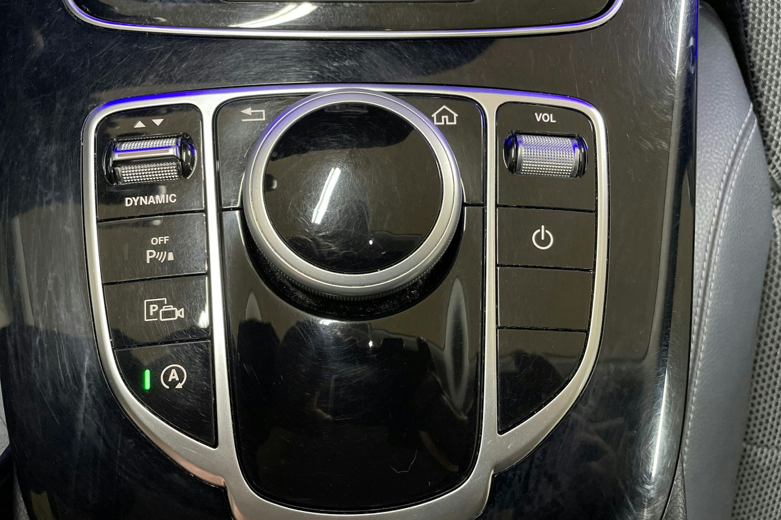 Musta Mercedes-Benz E 2017 kuva 25.