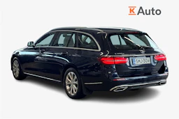 sininen Mercedes-Benz E 2017 kuva 2.