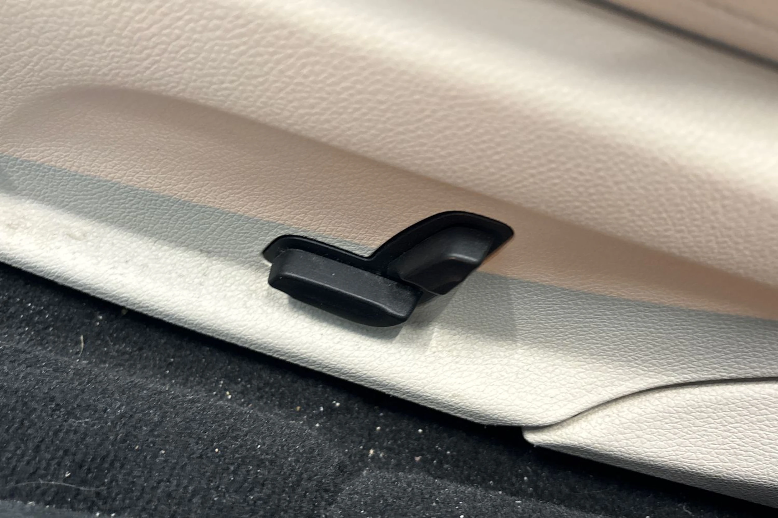 sininen Mercedes-Benz E 2017 kuva 9.
