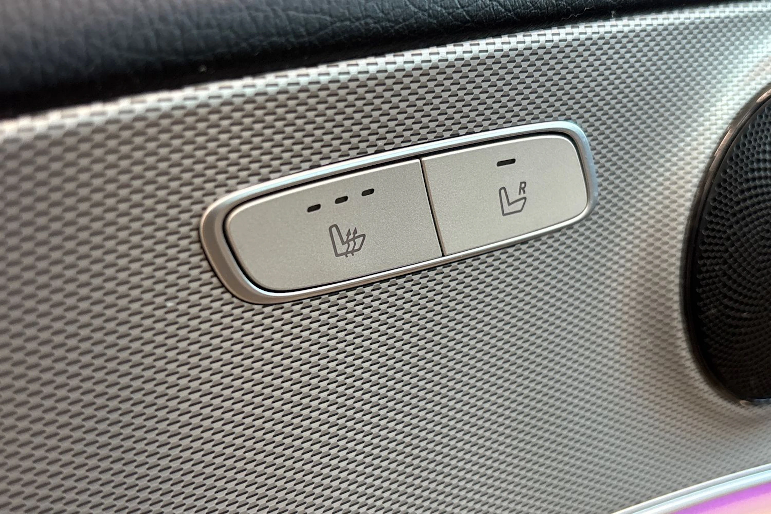 sininen Mercedes-Benz E 2017 kuva 13.