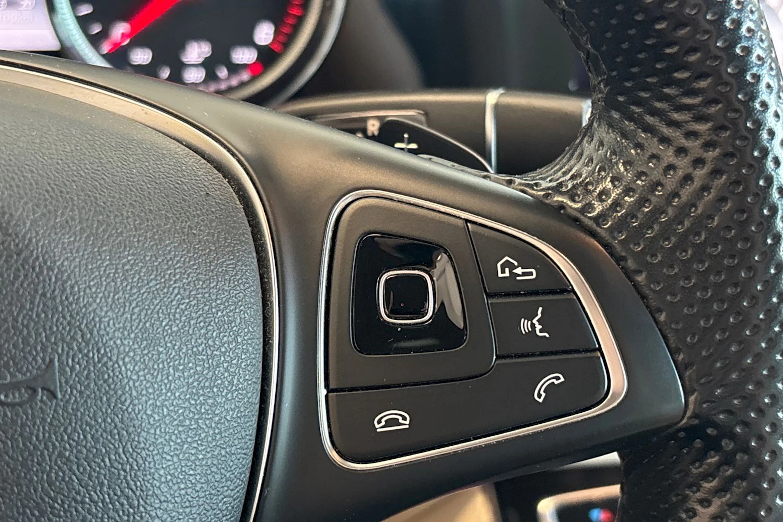 sininen Mercedes-Benz E 2017 kuva 19.