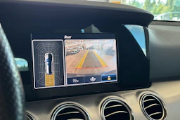sininen Mercedes-Benz E 2017 kuva 25.