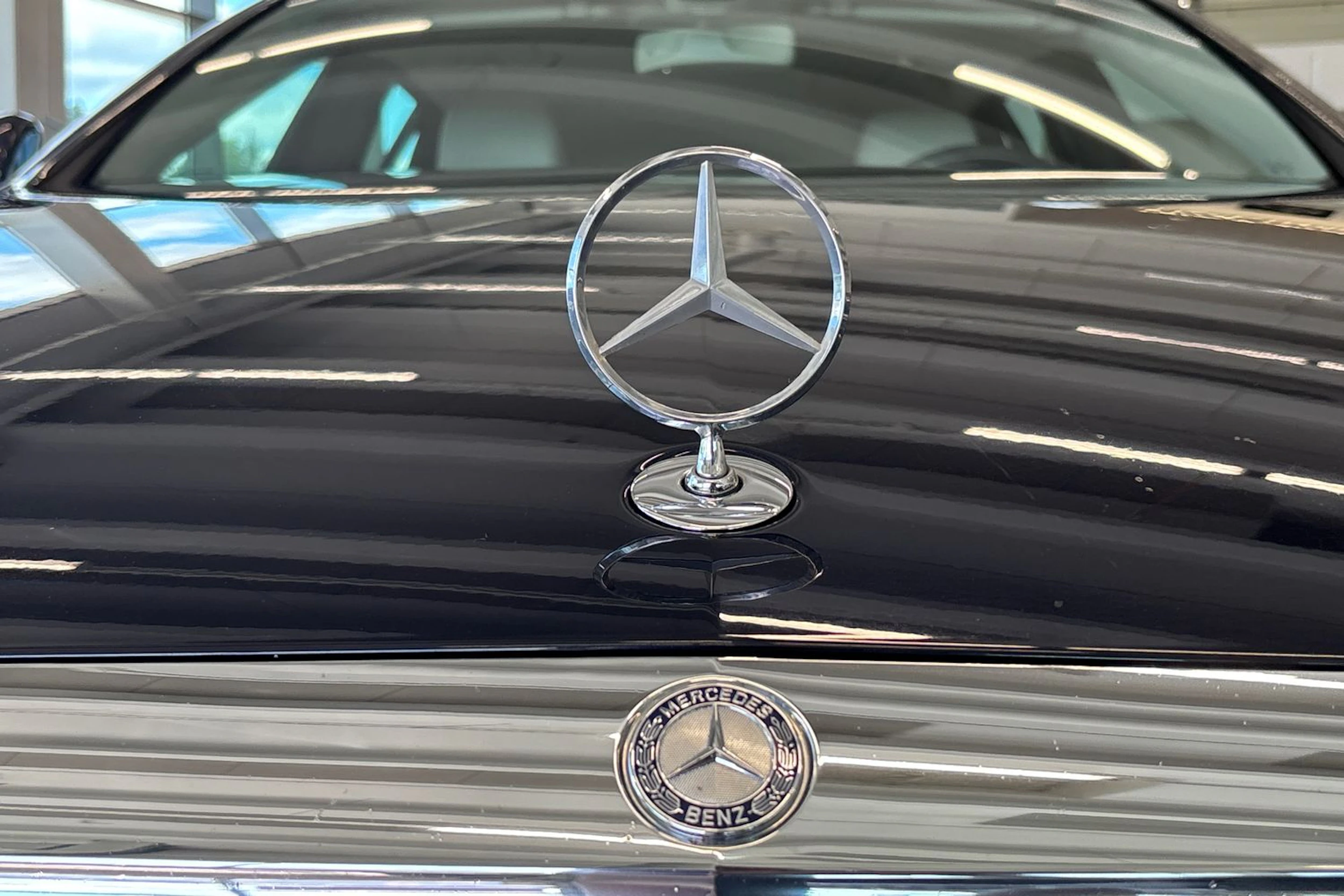 sininen Mercedes-Benz E 2017 kuva 30.
