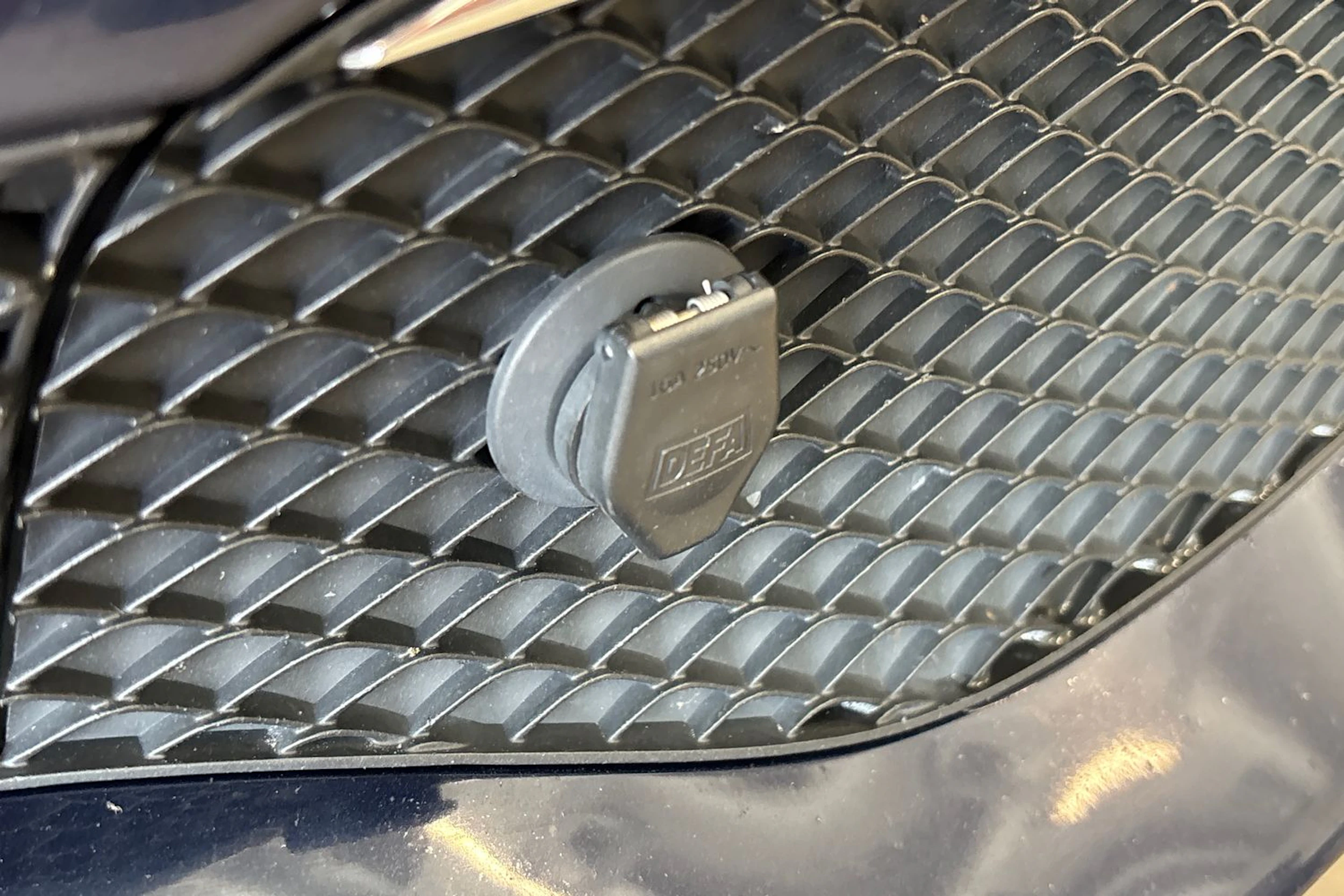 sininen Mercedes-Benz E 2017 kuva 34.