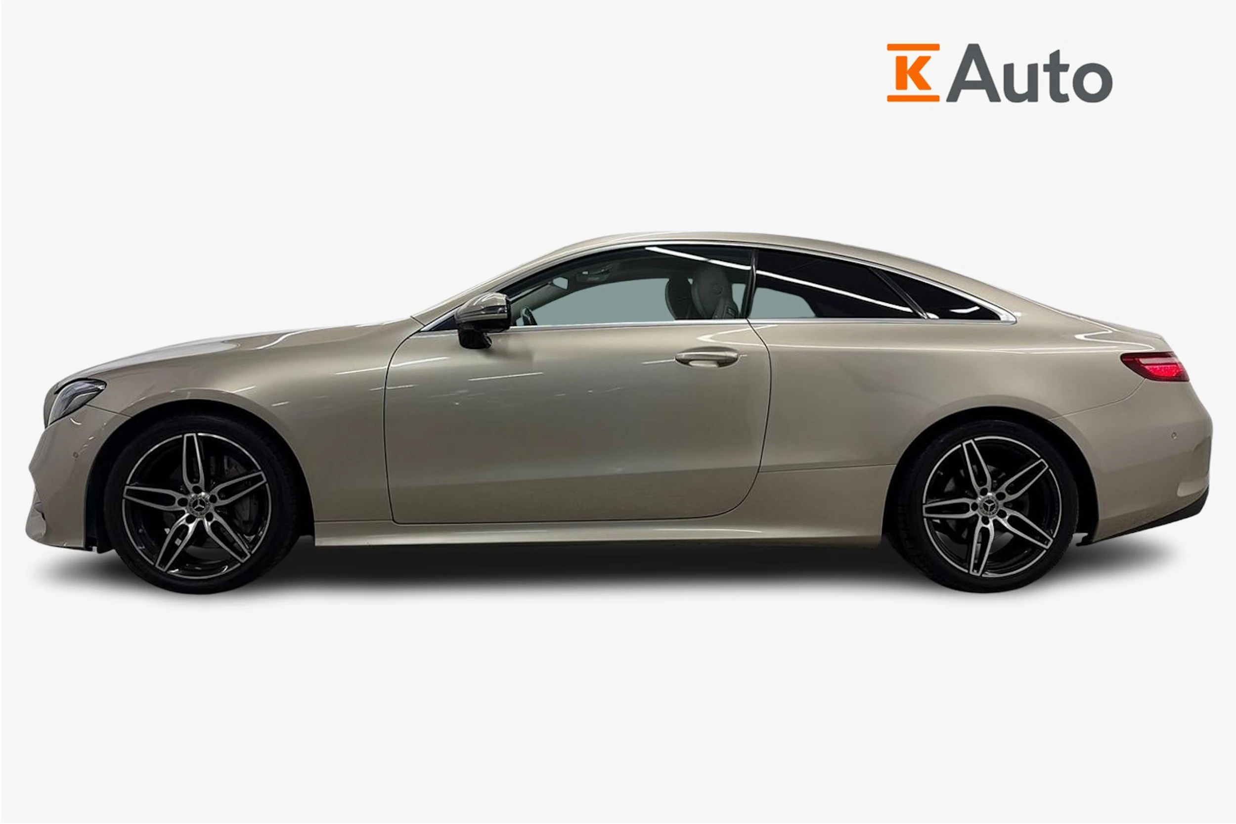 met. hopea Mercedes-Benz E 2017 kuva 5.