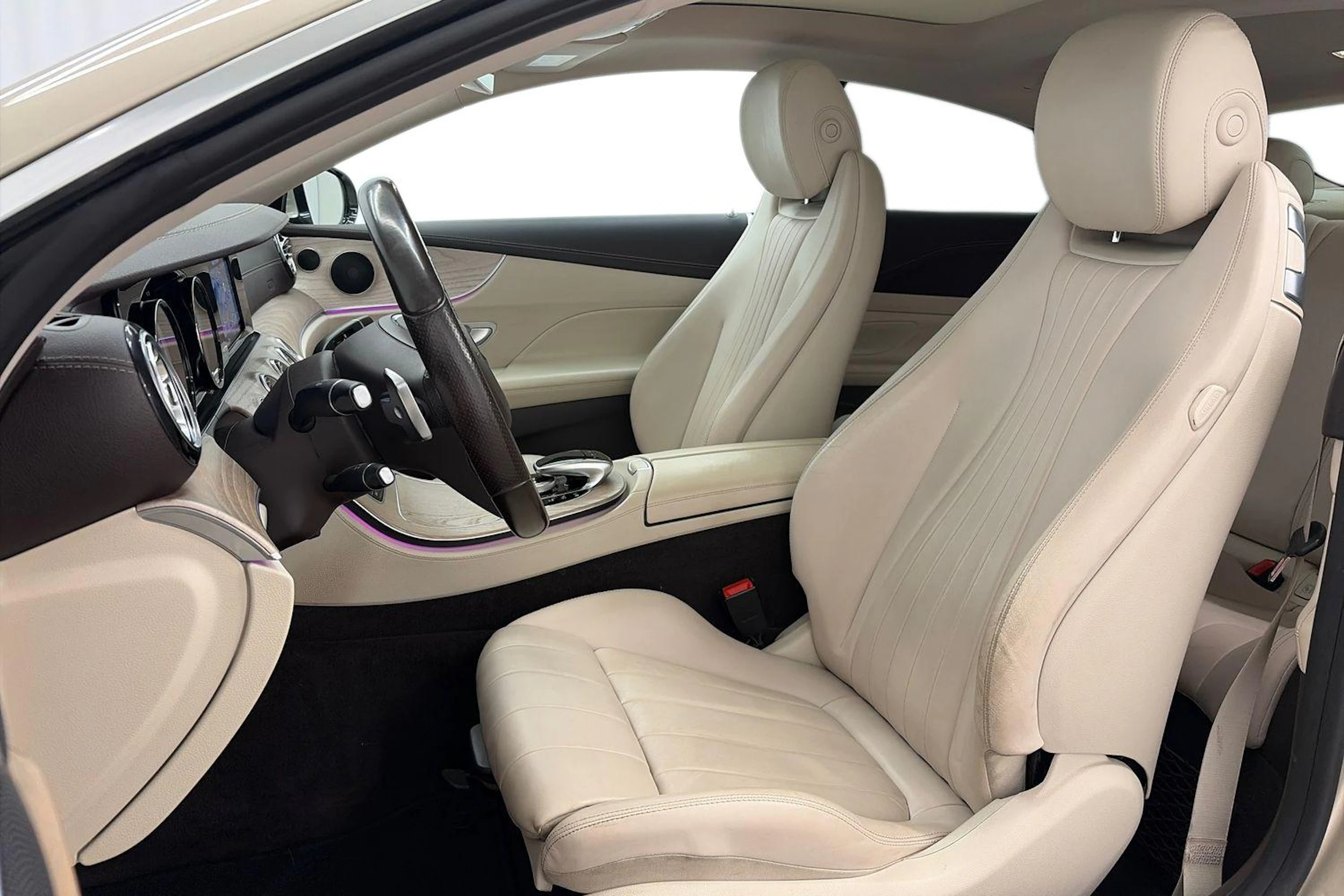 met. hopea Mercedes-Benz E 2017 kuva 7.