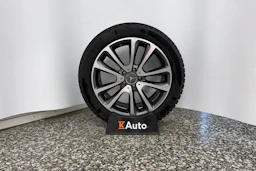 met. hopea Mercedes-Benz E 2017 kuva 12.