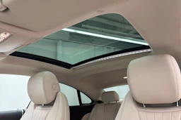 met. hopea Mercedes-Benz E 2017 kuva 35.