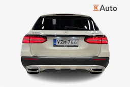Valkoinen Mercedes-Benz E 2017 kuva 4.
