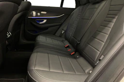 Valkoinen Mercedes-Benz E 2017 kuva 11.