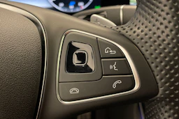 Valkoinen Mercedes-Benz E 2017 kuva 19.