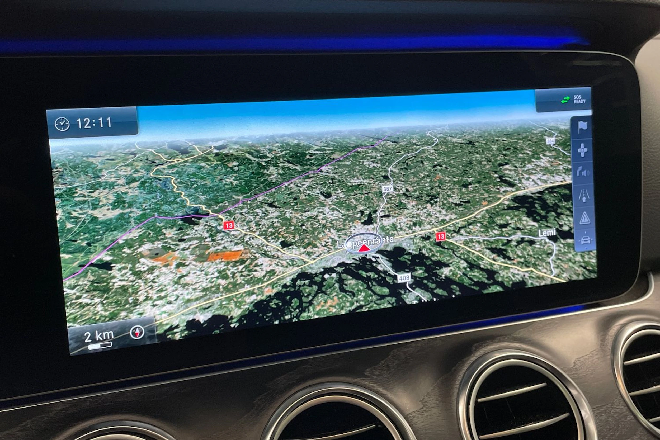 Valkoinen Mercedes-Benz E 2017 kuva 27.