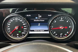 harmaa Mercedes-Benz E 2017 kuva 5.