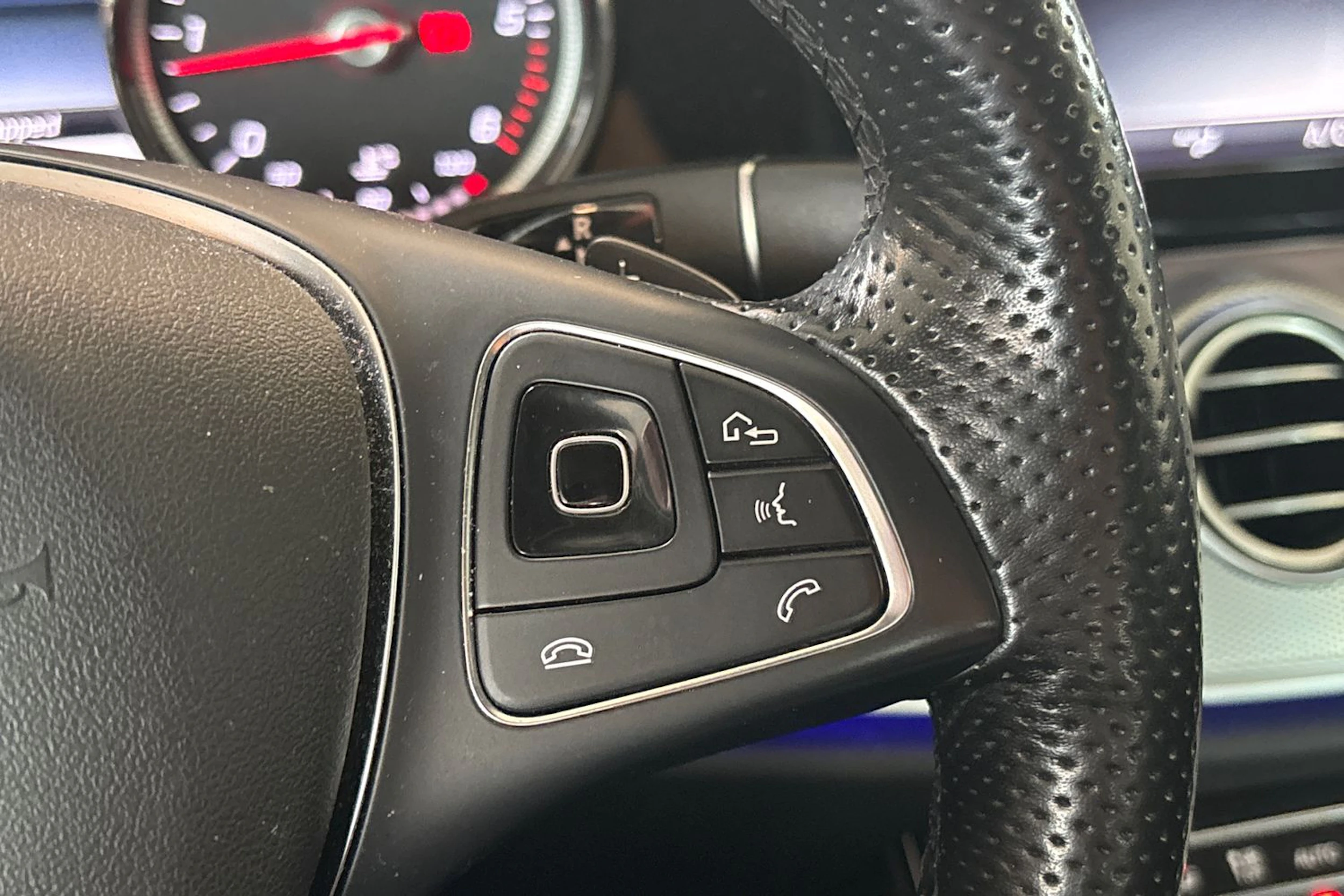 harmaa Mercedes-Benz E 2017 kuva 6.