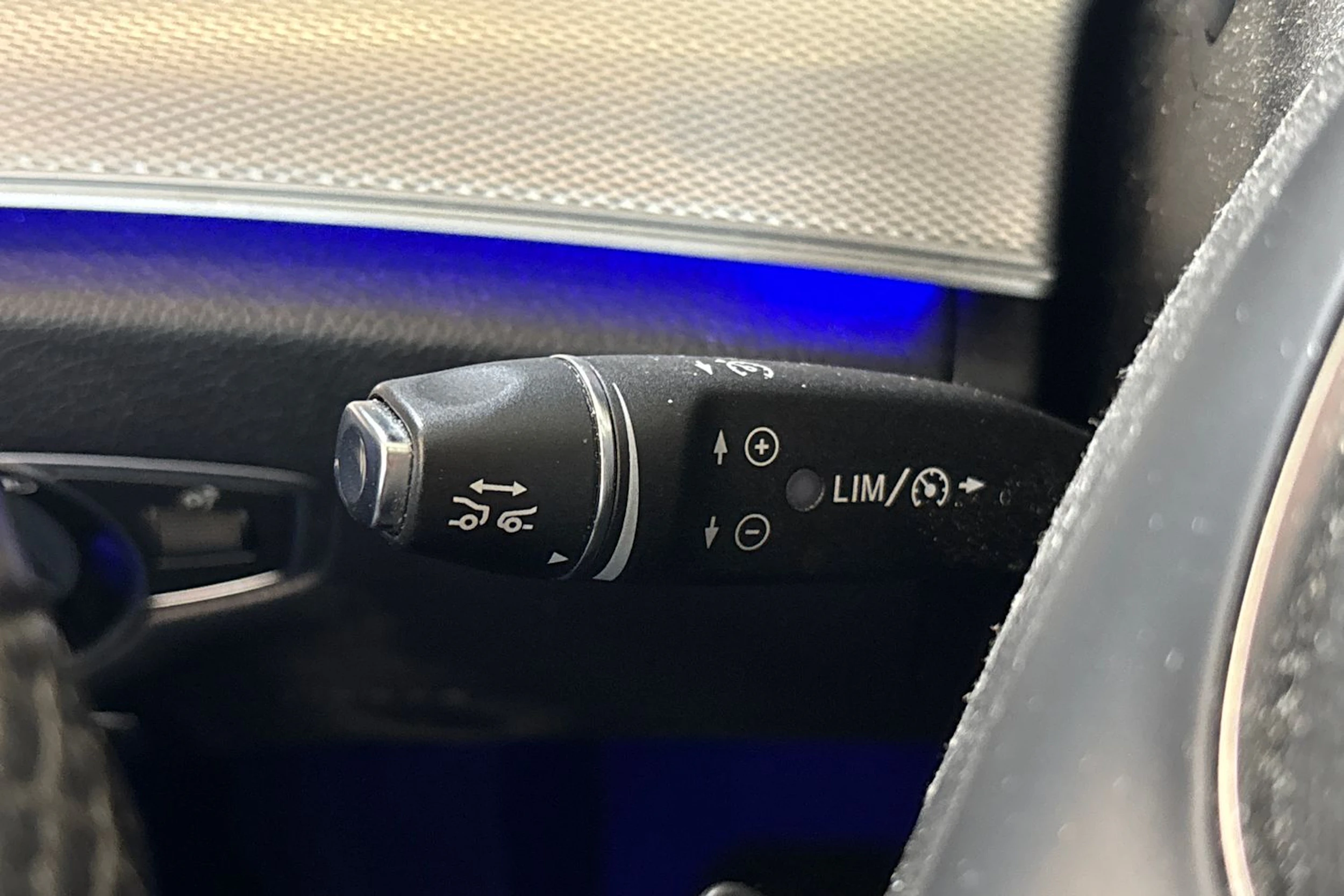 harmaa Mercedes-Benz E 2017 kuva 8.