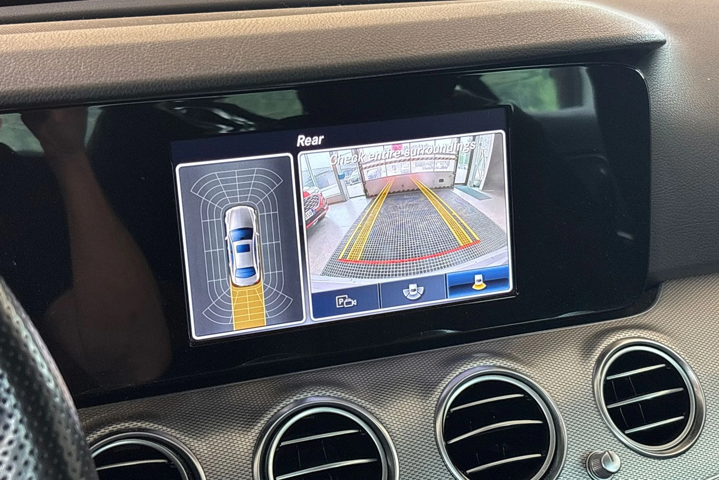 harmaa Mercedes-Benz E 2017 kuva 9.