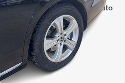 musta Mercedes-Benz E 2017 kuva 11.