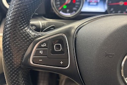 musta Mercedes-Benz E 2017 kuva 21.