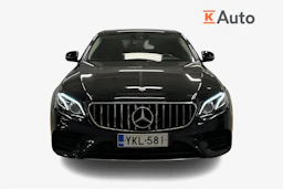 musta Mercedes-Benz E 2017 kuva 4.