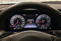 musta Mercedes-Benz E 2017 kuva 13.