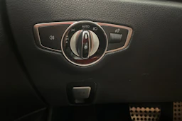 valkoinen Mercedes-Benz E 2017 kuva 17.