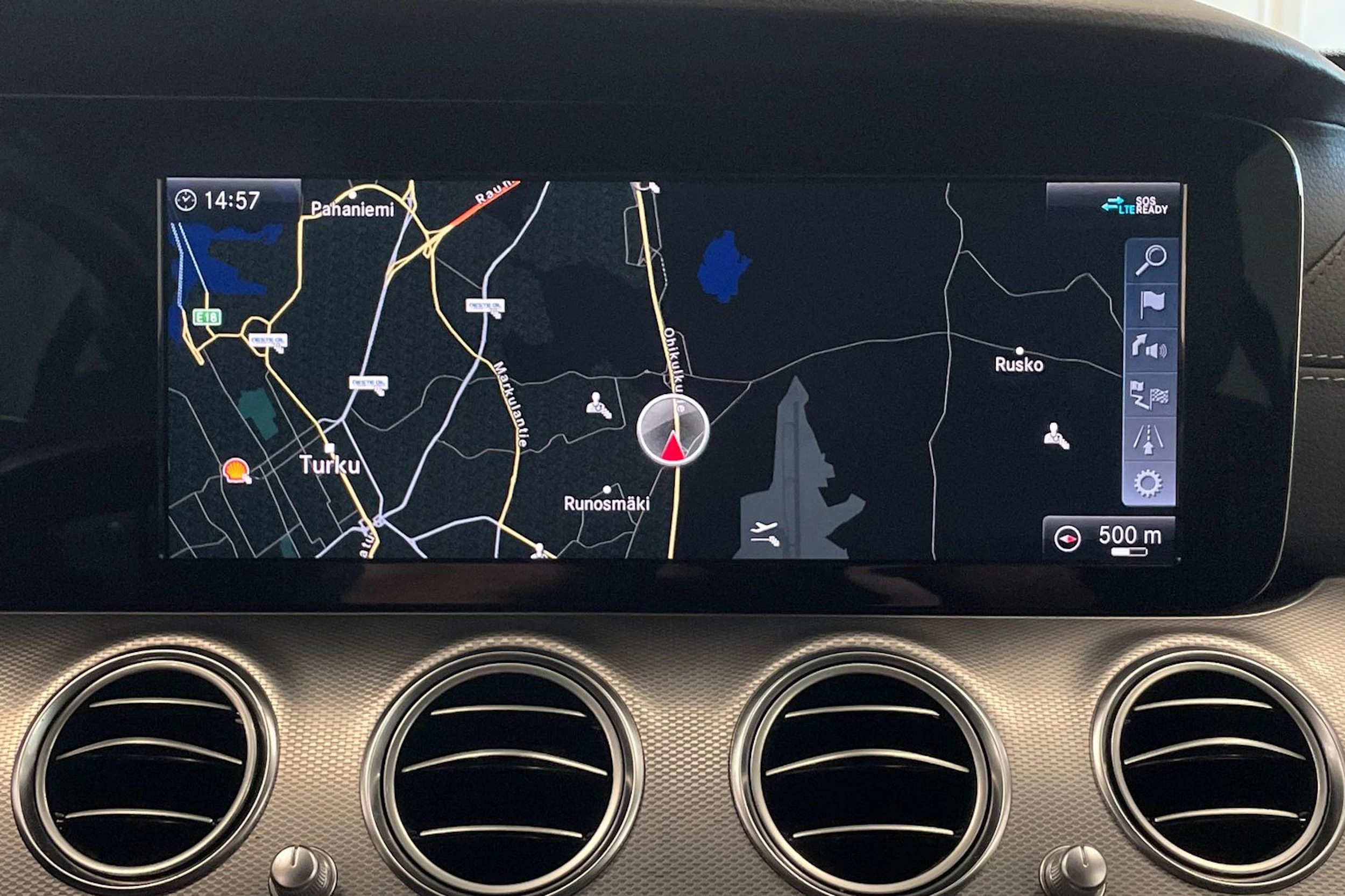 valkoinen Mercedes-Benz E 2017 kuva 19.
