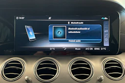 valkoinen Mercedes-Benz E 2017 kuva 20.