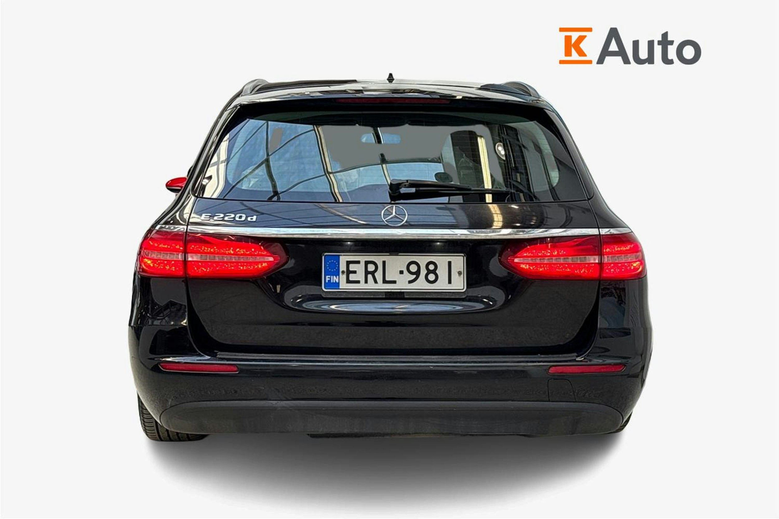 musta Mercedes-Benz E 2018 kuva 3.