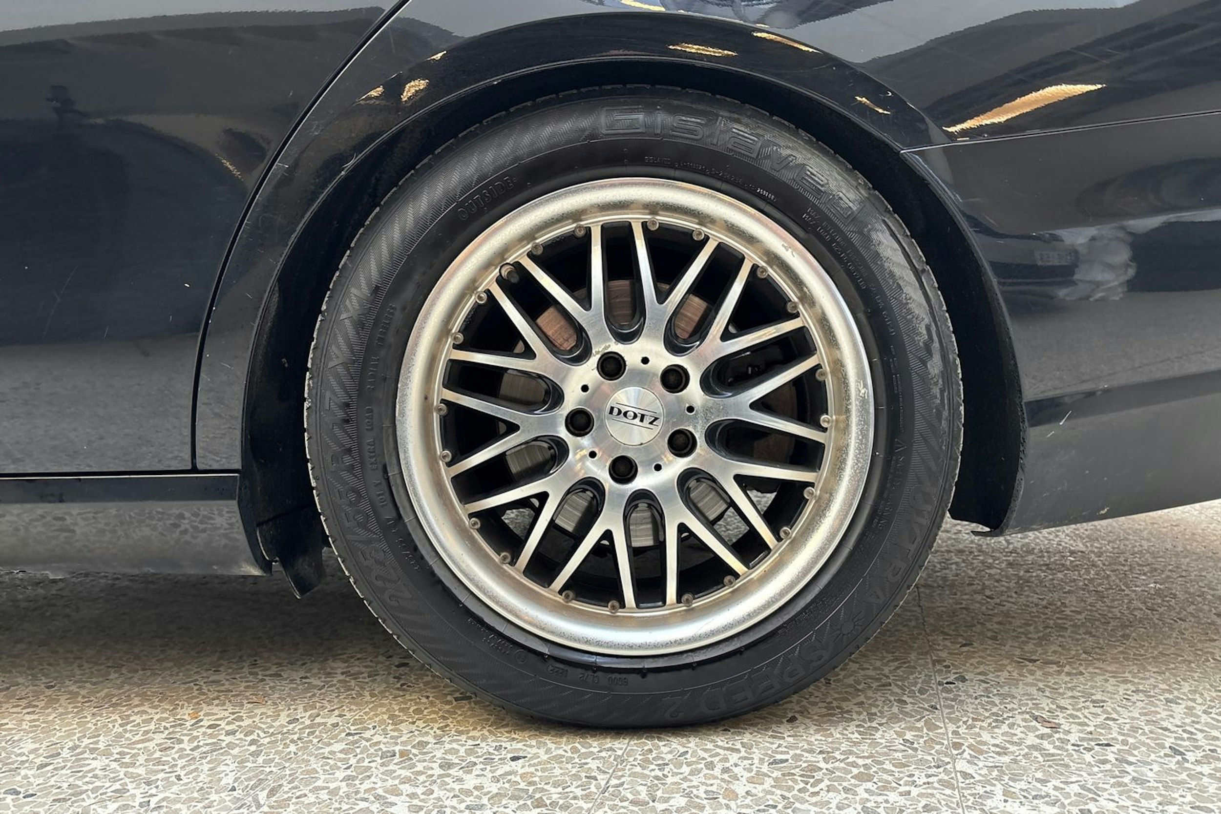 musta Mercedes-Benz E 2018 kuva 11.