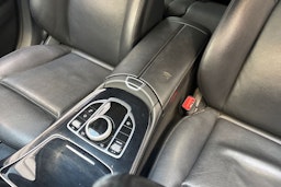 musta Mercedes-Benz E 2018 kuva 27.