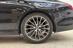 musta Mercedes-Benz E 2018 kuva 10.