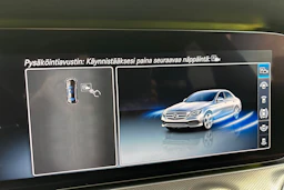 musta Mercedes-Benz E 2018 kuva 26.