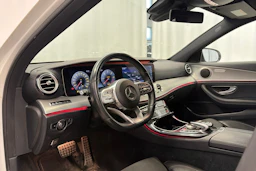 valkoinen Mercedes-Benz E 2018 kuva 5.
