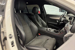 valkoinen Mercedes-Benz E 2018 kuva 6.