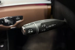 harmaa Mercedes-Benz E 2018 kuva 19.