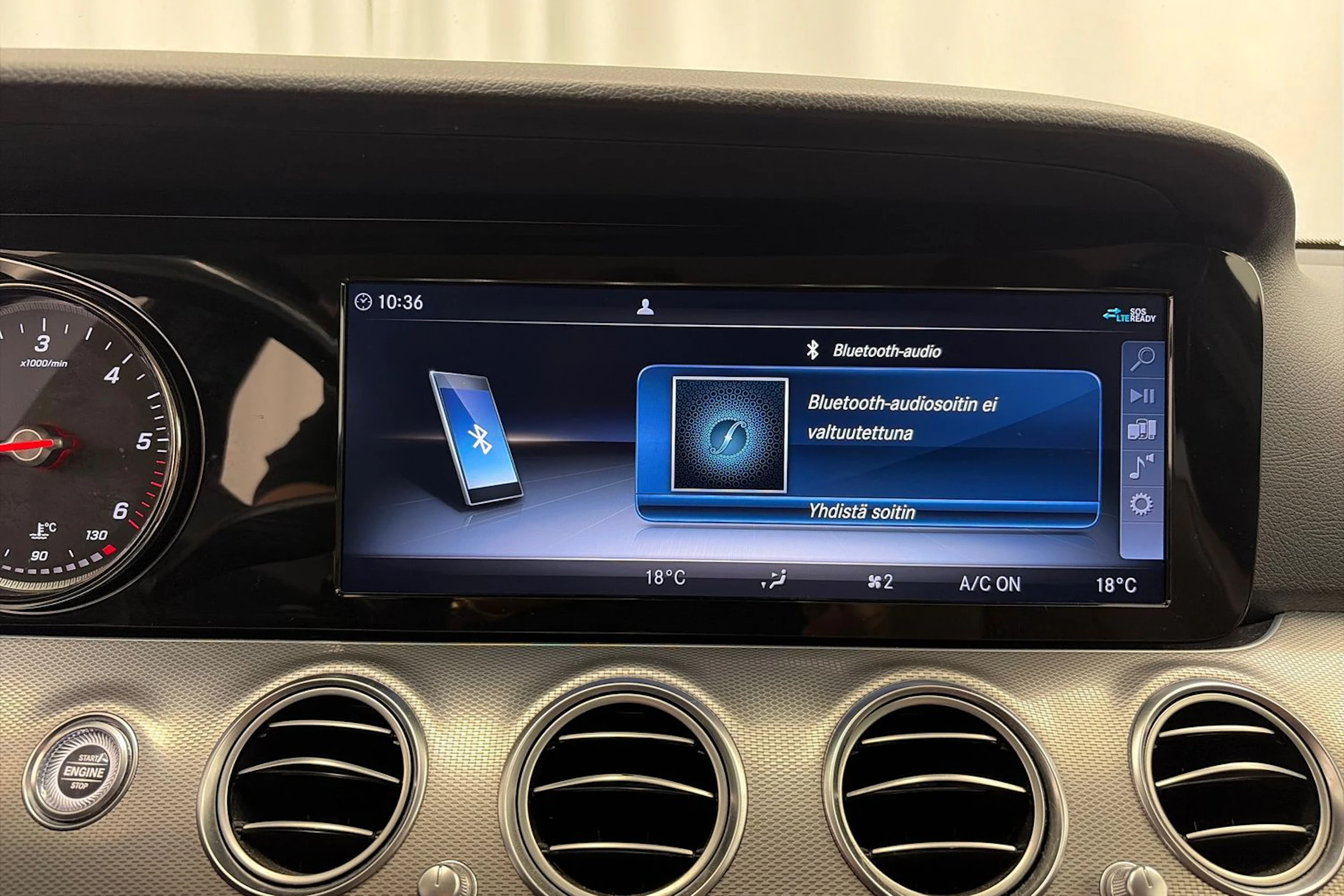 harmaa Mercedes-Benz E 2018 kuva 22.