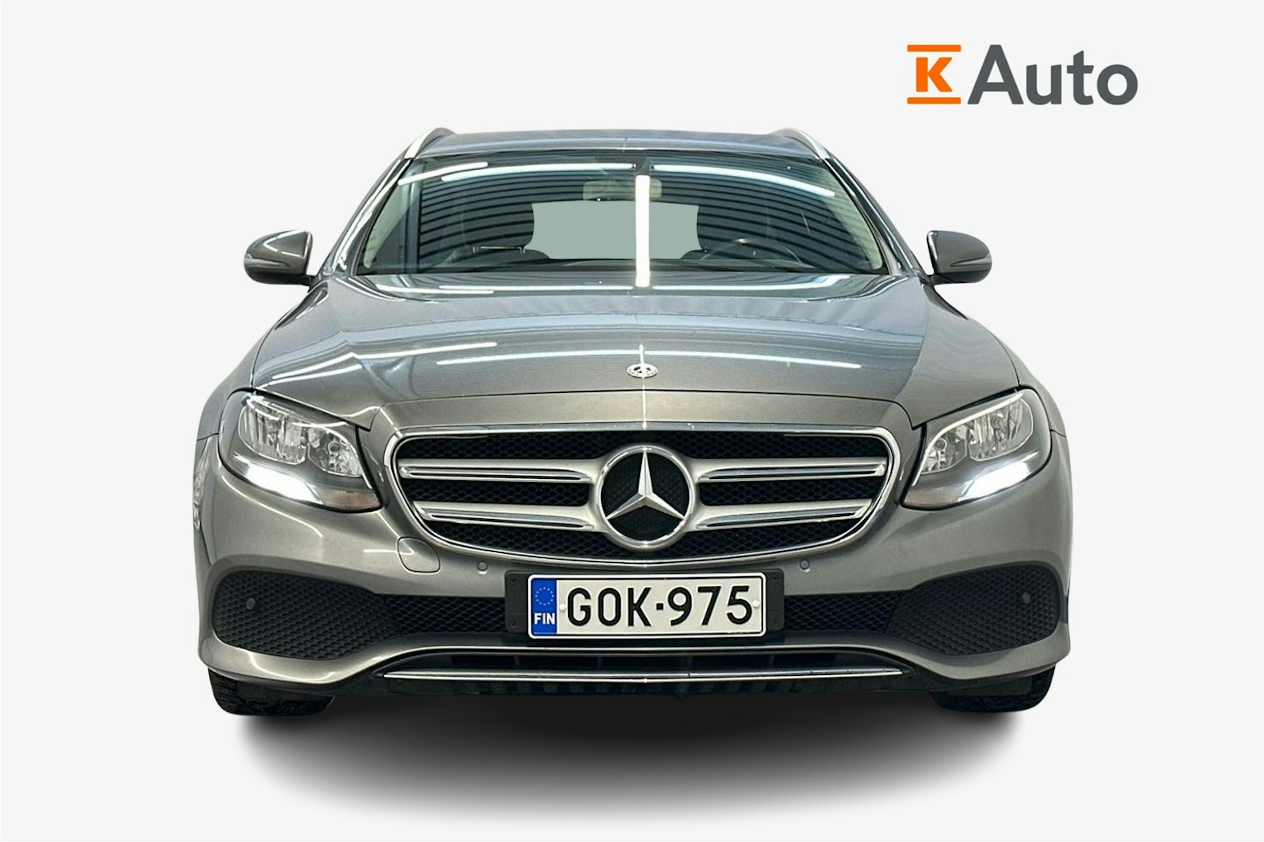 harmaa Mercedes-Benz E 2018 kuva 2.