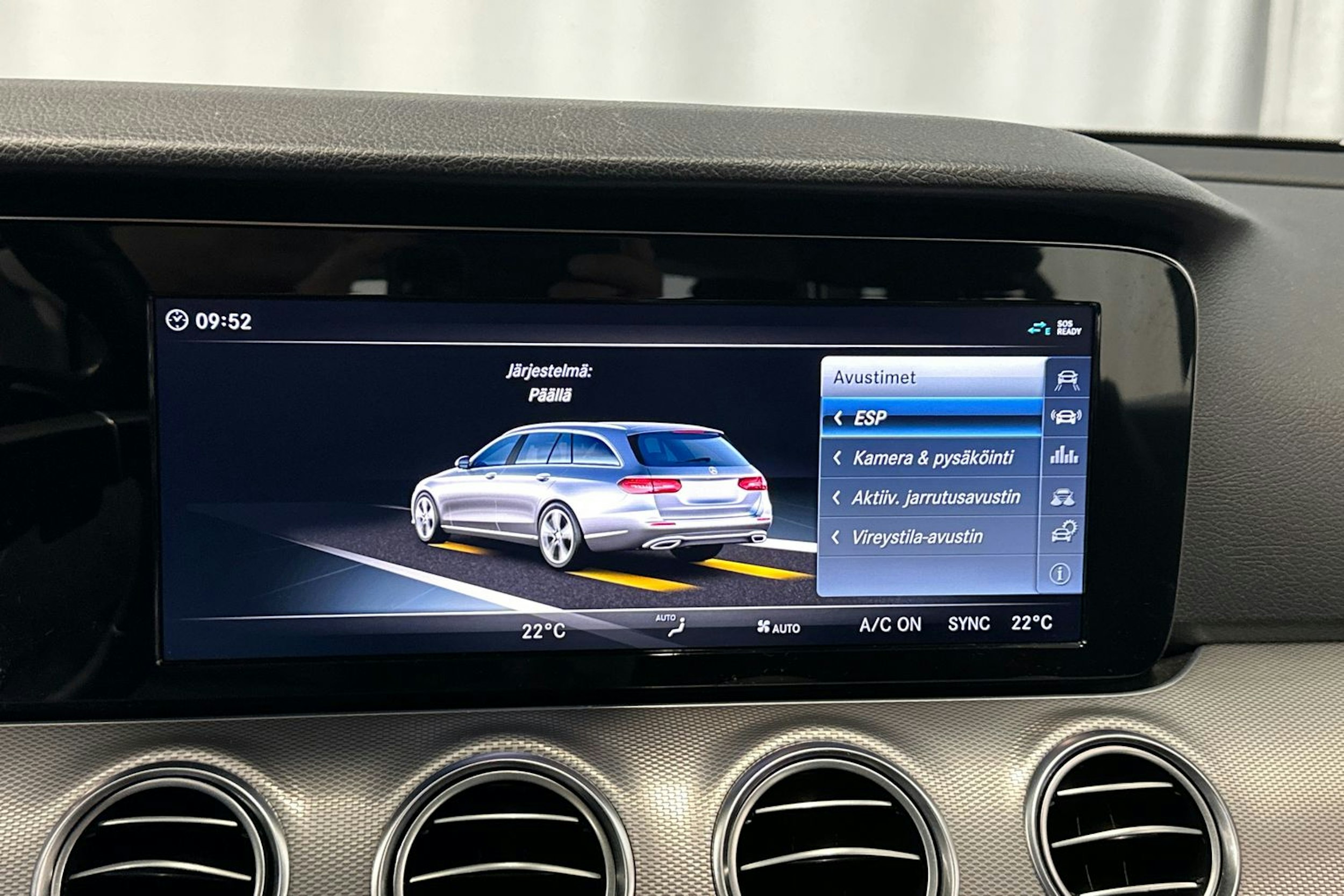 harmaa Mercedes-Benz E 2018 kuva 18.