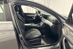 harmaa Mercedes-Benz E 2018 kuva 24.