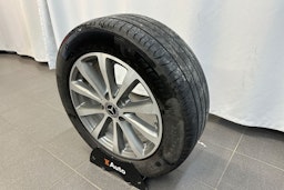 harmaa Mercedes-Benz E 2018 kuva 26.