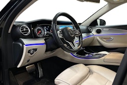 musta Mercedes-Benz E 2018 kuva 7.