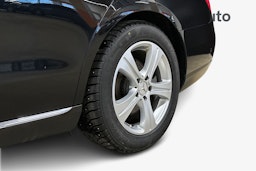 musta Mercedes-Benz E 2018 kuva 11.