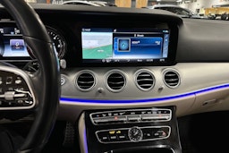 musta Mercedes-Benz E 2018 kuva 21.