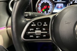 musta Mercedes-Benz E 2018 kuva 24.