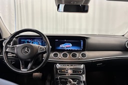 musta Mercedes-Benz E 2018 kuva 15.